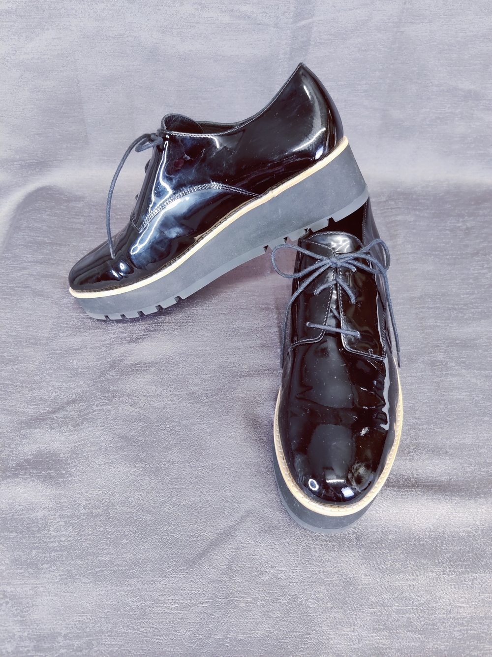 Eileen Fisher 9.5 Black Patent Leather Platform Oxford Shoes Almond Toe Spain